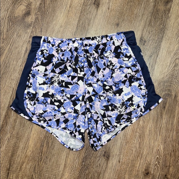 Nike Women's Abstract Blue and purple Athletic Shorts - Picture 1 of 6